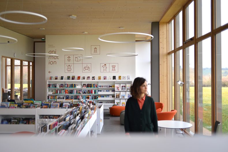 Signalétique pour la Maison de la culture de Colombier-Saugnieu